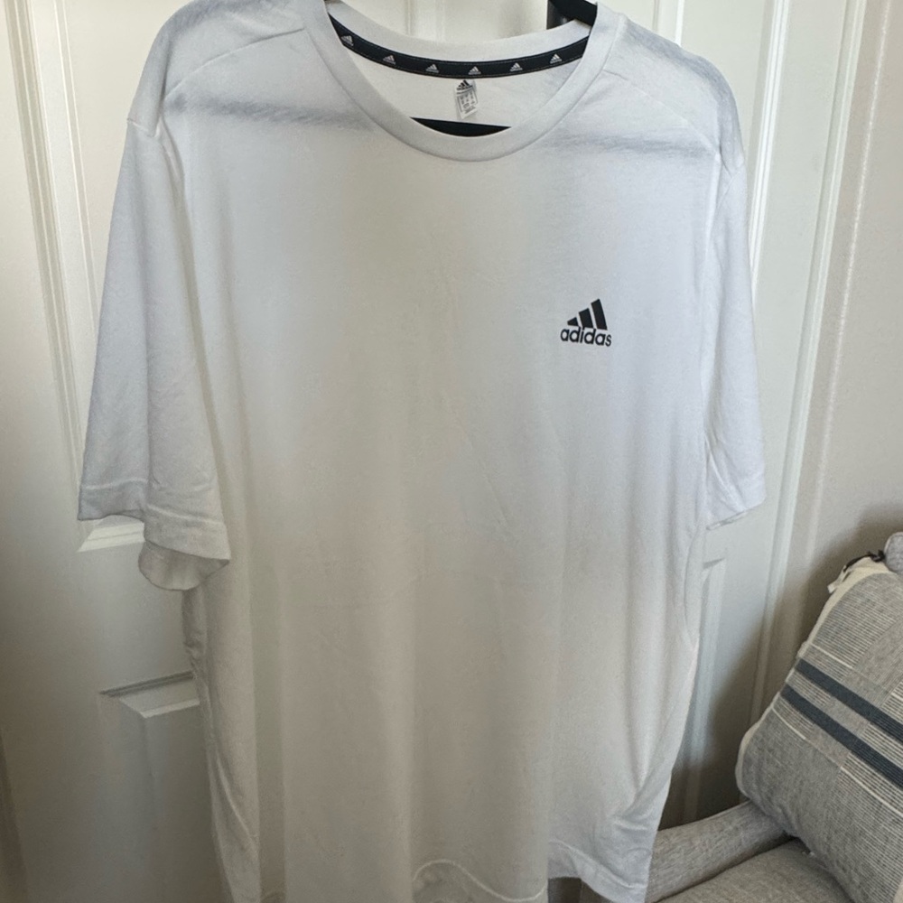 Adidas Men’s T-Shirt White XL – Brand New With Tags